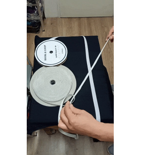 Taśma rzep elastyczna (komplet) - Biała 20 mm Taśma rzep elastyczna (komplet) - Biała 20 mm