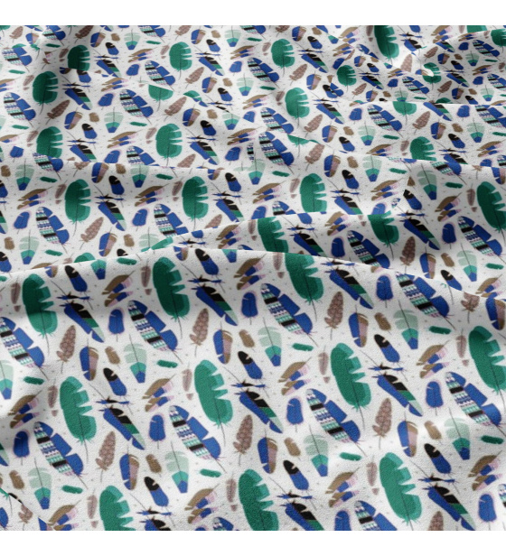 Tkanina bawełniana wzór niebiesko-miętowe pióra na białym tle