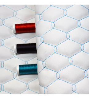 Ekoskóra GEO kolor Biały pikowana Turkusową nicią 145 cm