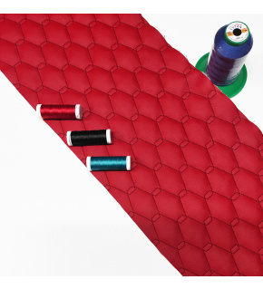 Ekoskóra GEO kolor Czerwony pikowana Czarną nicią 